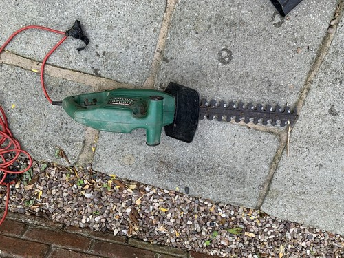 Qualcast hedge trimmer ins - qualcast, 19